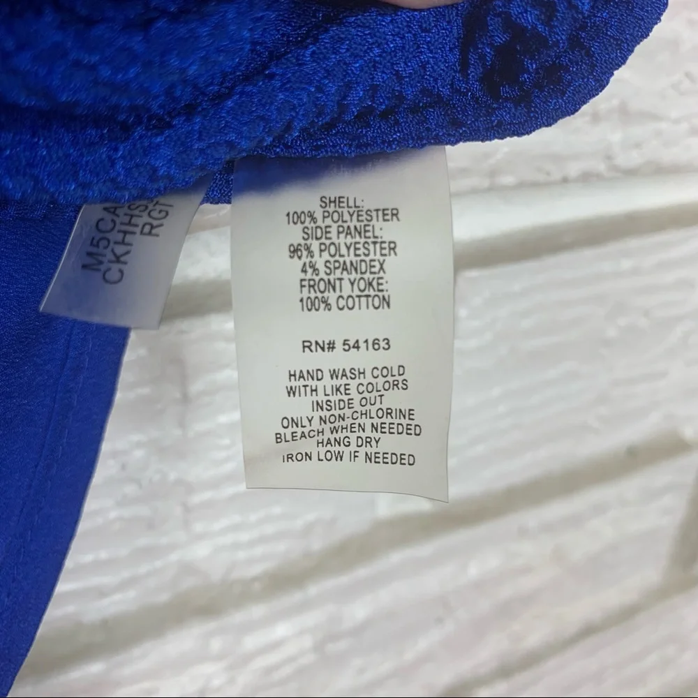 Calvin Klein Roll Tab Blouse V-Neckline Blue Size Large - Picture 7 of 7